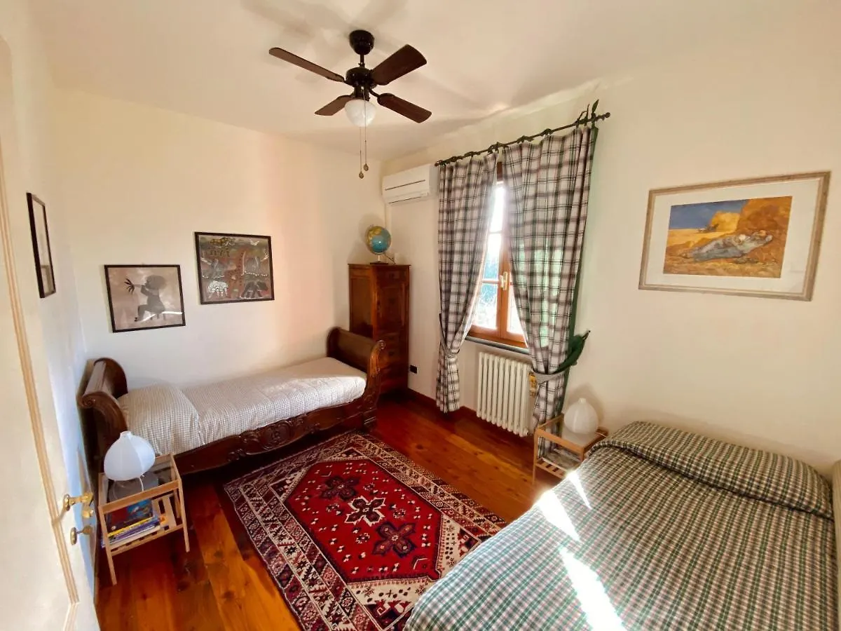 Holiday home Georgia'S Home Monte Lopio Italy